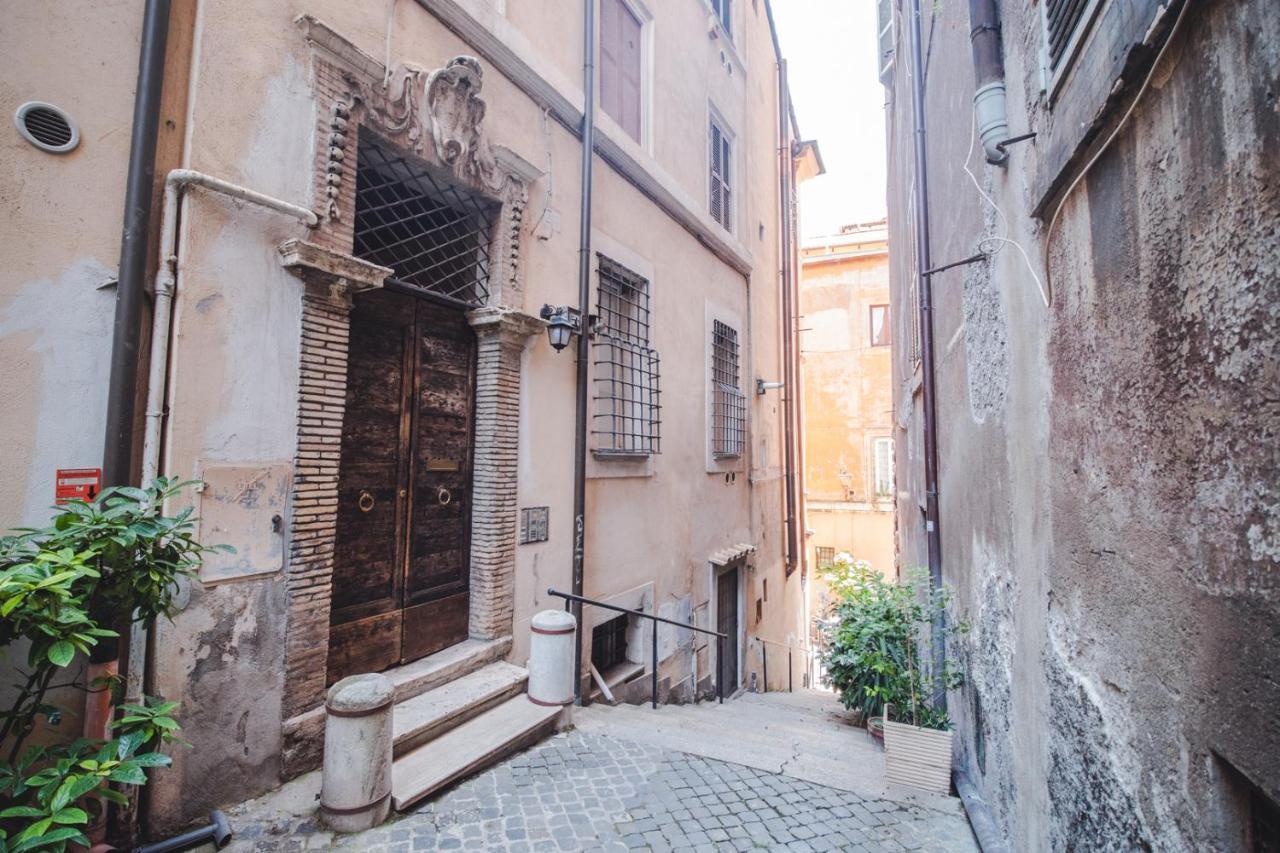 La Vetrina, The Renaissance Charme Of Piazza Navona Rome